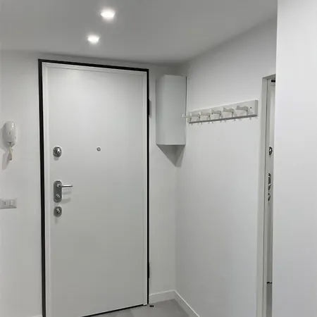 Lägenhet A Casa Di Dona Milano